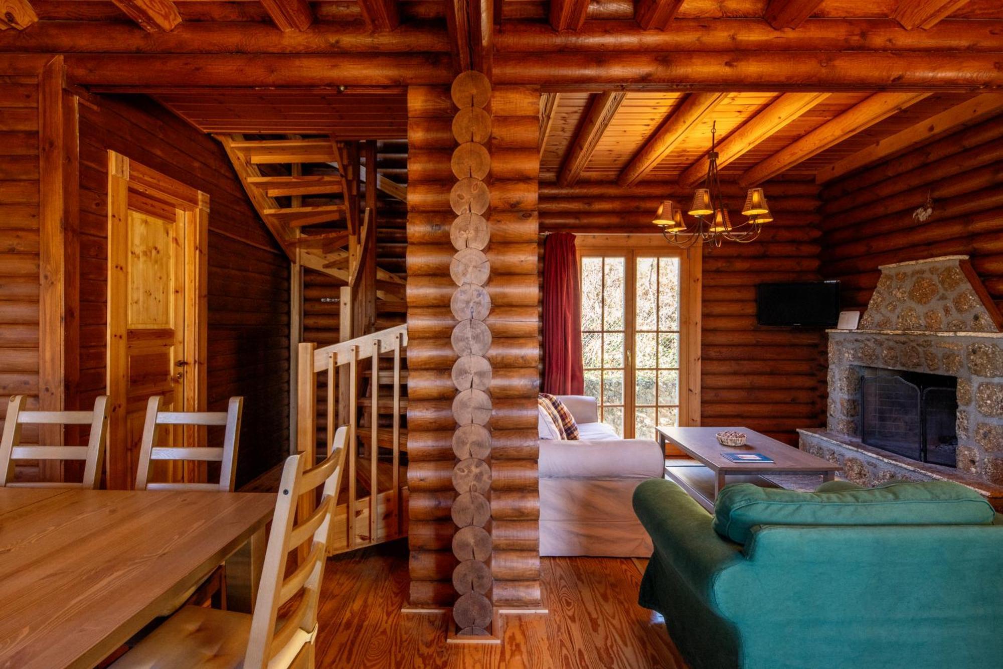 Paradise Chalet Ано-Трикала Экстерьер фото