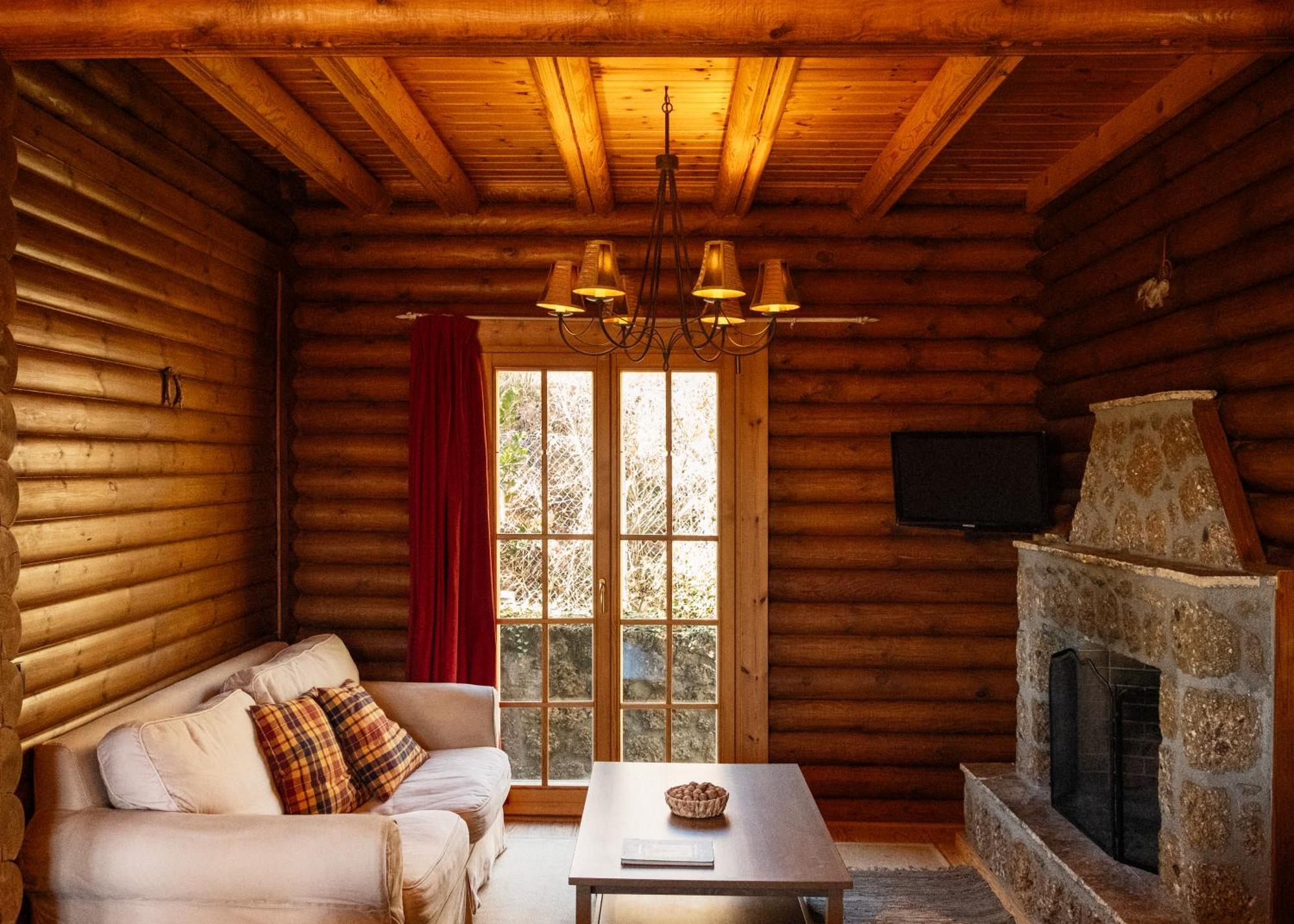 Paradise Chalet Ано-Трикала Экстерьер фото